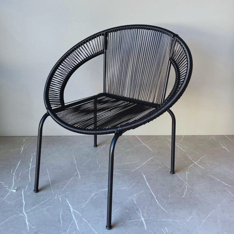 Cadeira moderna de design minimalista em preto