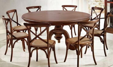 conjunto de mesa de jantar feita em madeira
