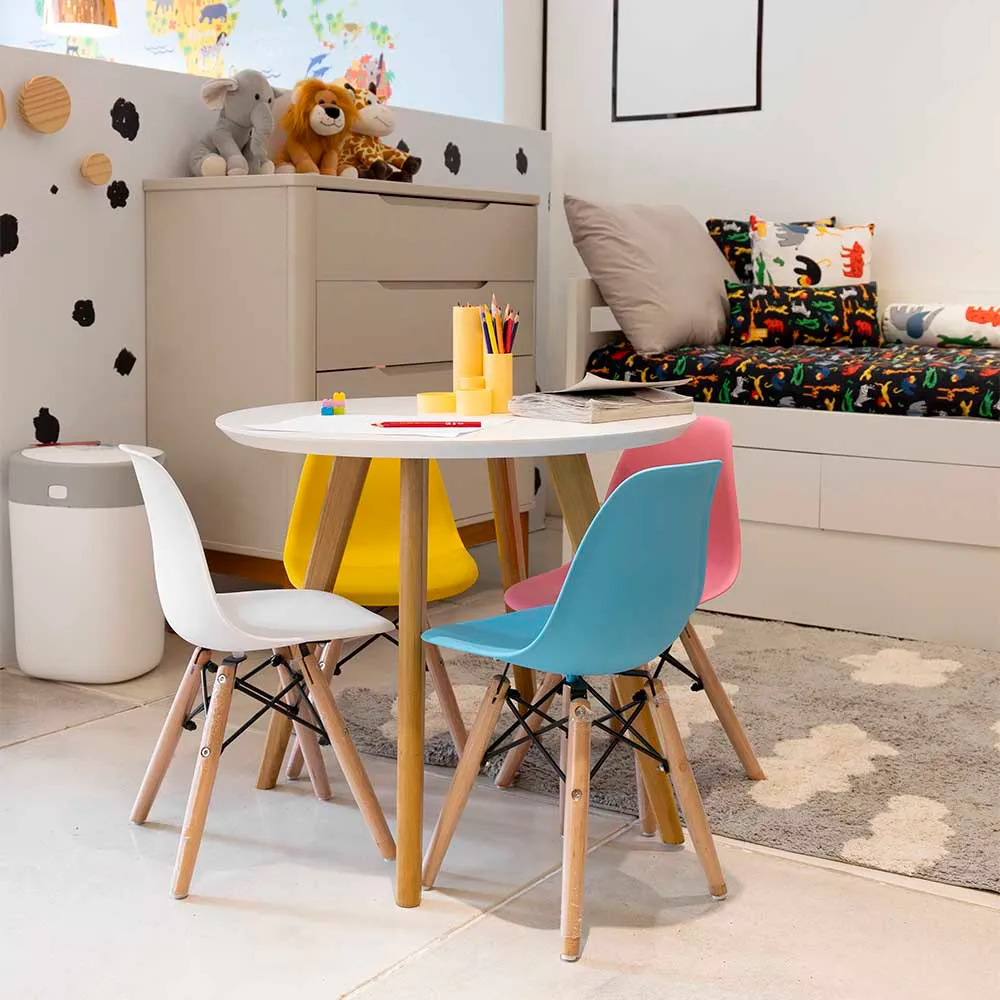 c4d15adb_2023_cadeiras_eiffel_infantil.webp
