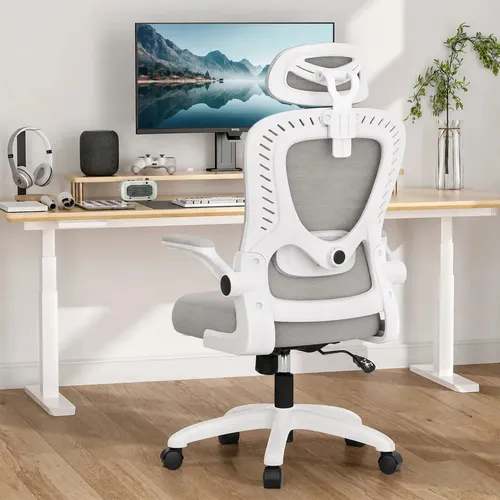 Cadeira ergonômica em escritório moderno